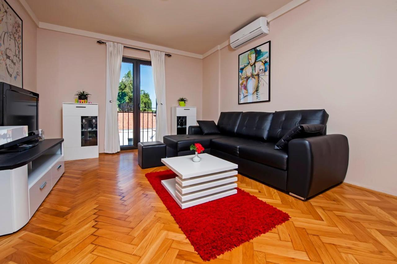 Appartamento Apartman Bellana Rovigno Esterno foto
