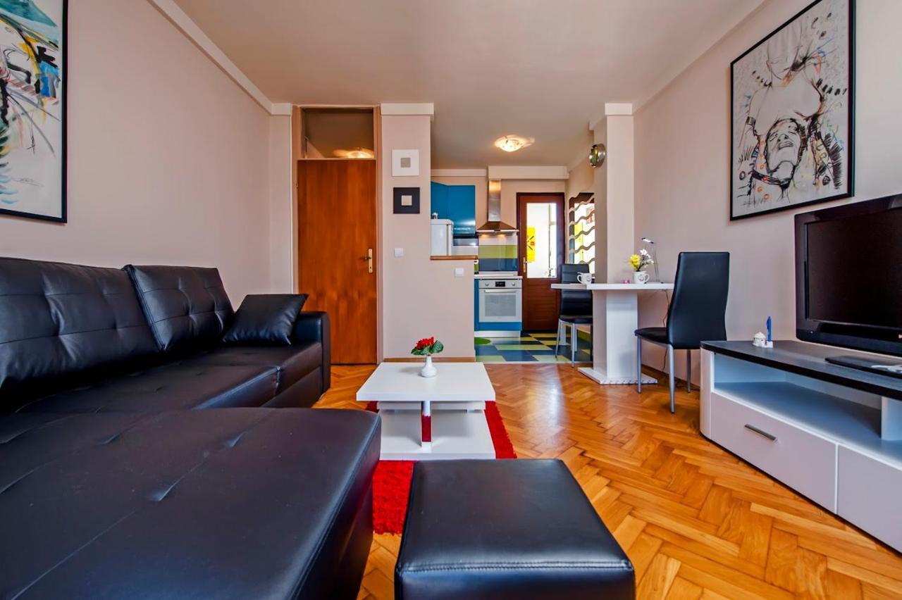 Appartamento Apartman Bellana Rovigno Esterno foto