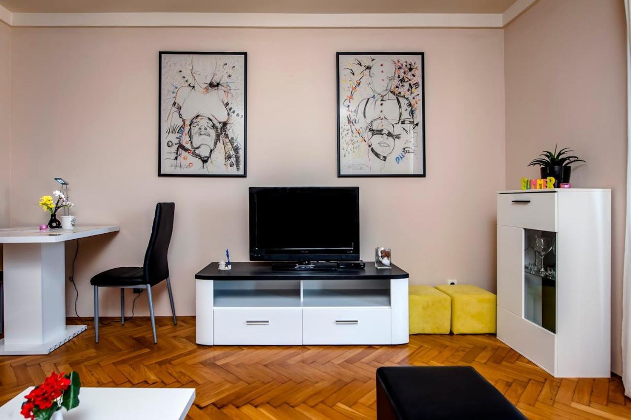 Appartamento Apartman Bellana Rovigno Esterno foto