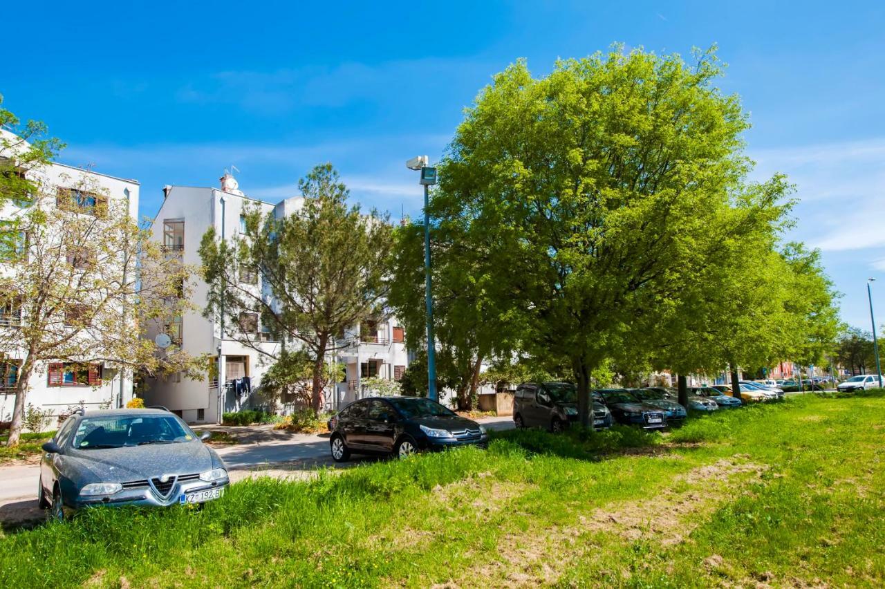 Appartamento Apartman Bellana Rovigno Esterno foto