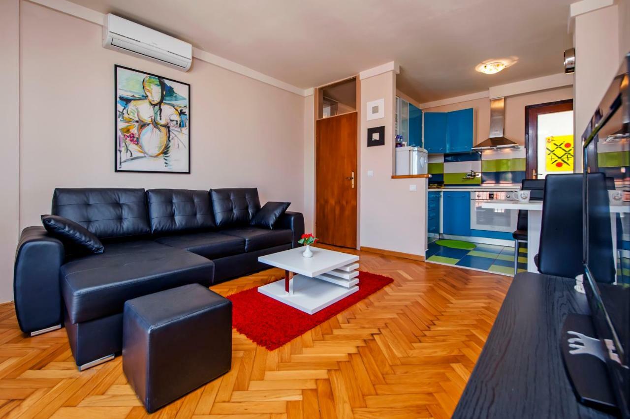 Appartamento Apartman Bellana Rovigno Esterno foto